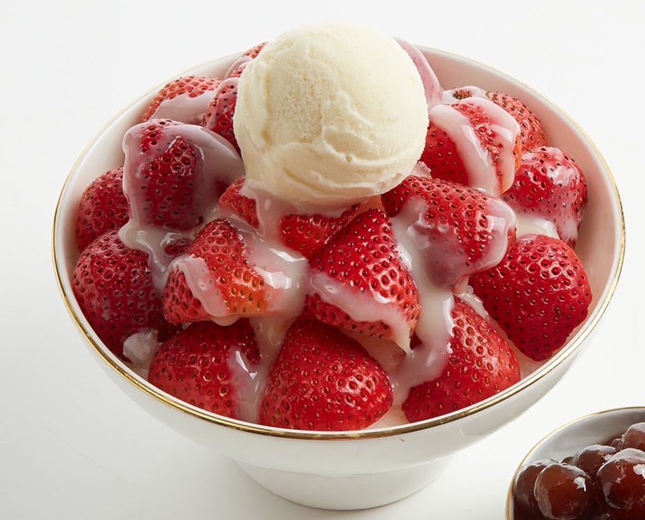 草莓牛奶冰